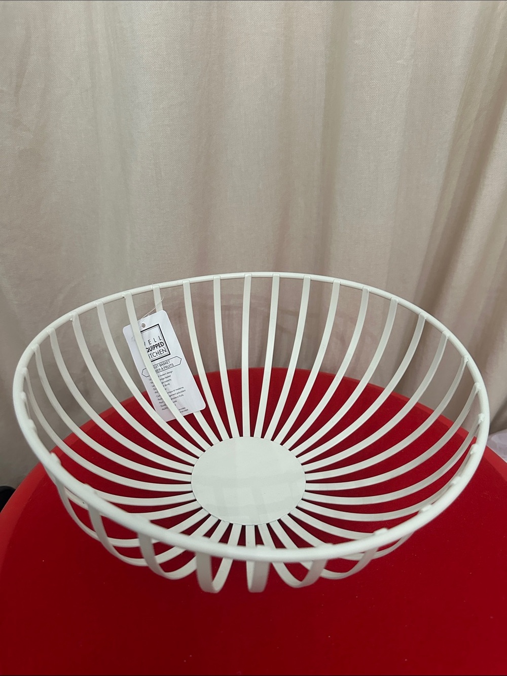 White Metal Wire Fruit Basket